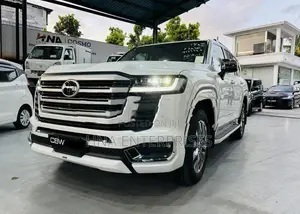 Toyota Land Cruiser V6 Diesel 2025