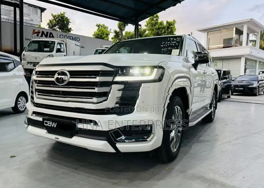 Toyota Land Cruiser V6 Diesel 2025
