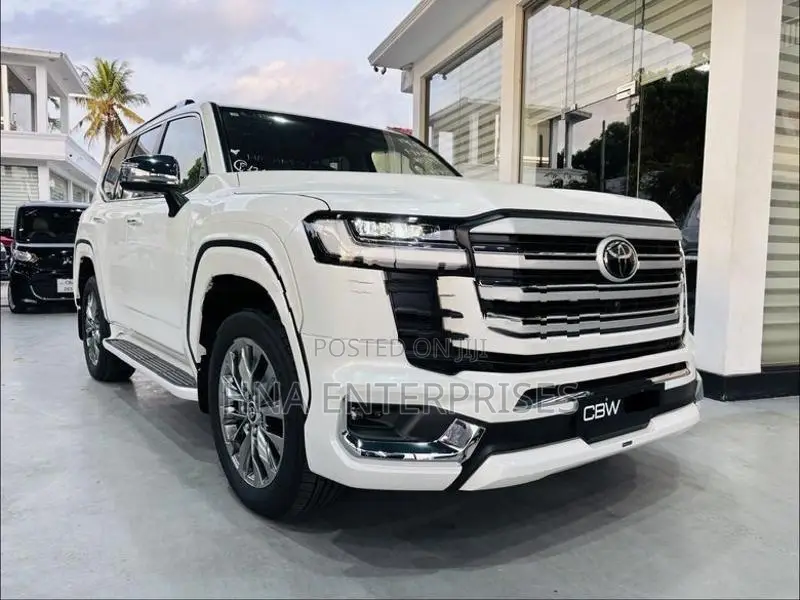 Toyota Land Cruiser V6 Diesel 2025