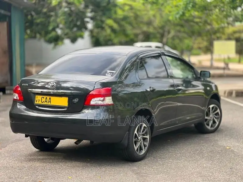 Toyota Yaris 2013