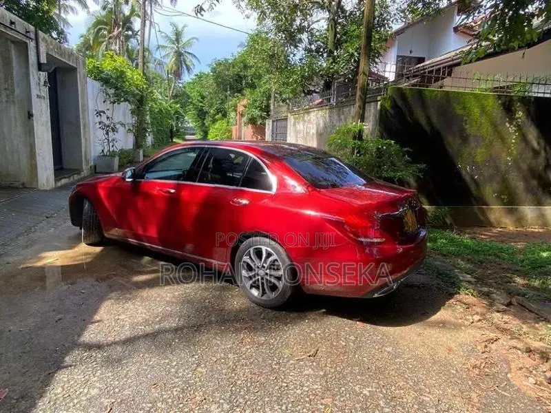 Mercedes Benz C180 2016