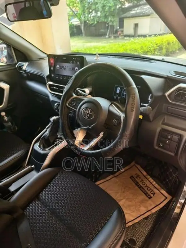 Toyota Raize G Grade GR Turbo 2025