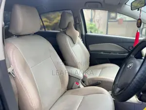 Toyota Yaris 2013
