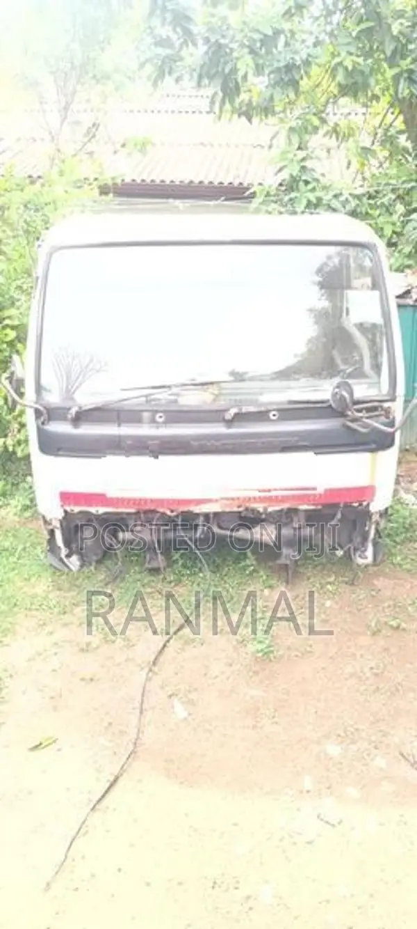 nissan atles cabin 24v