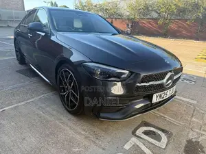 Mercedes Benz C200 2025