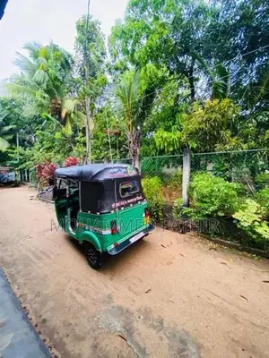Bajaj RE 2003