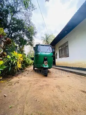 Bajaj RE 2003