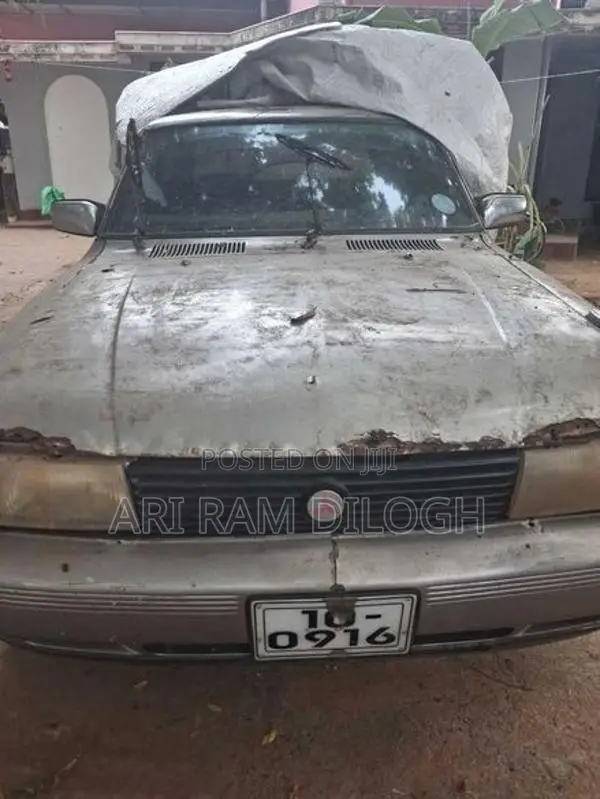 Mitsubishi Lancer 1990