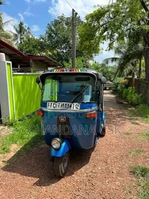 Bajaj RE 2009
