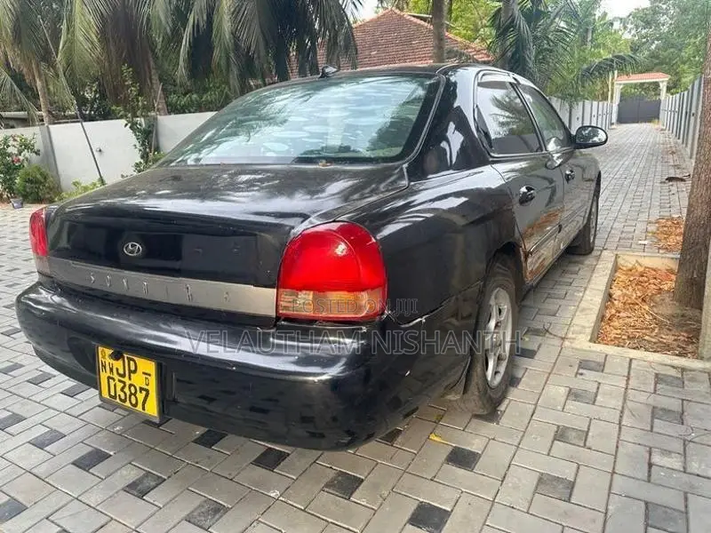Hyundai Sonata 2000