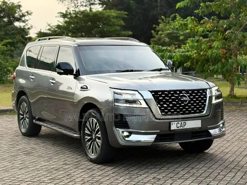 Nissan Patrol Y62 2015