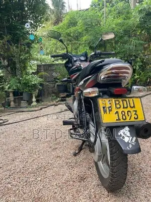 Bajaj Discover 125 2016