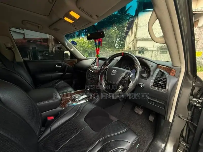 Nissan Patrol Y62 2015