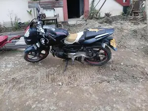 Bajaj Pulsar 180F 2013