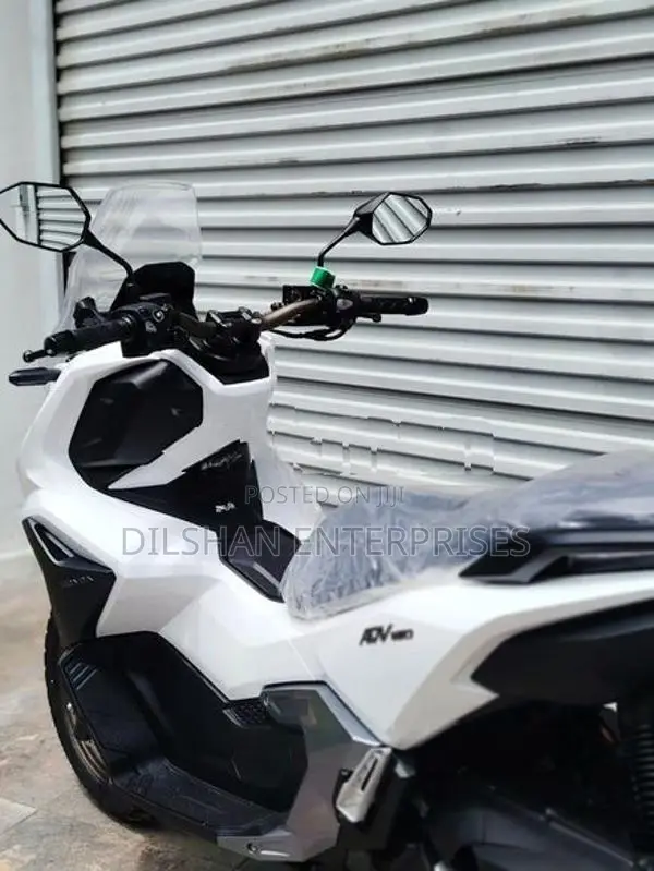 Honda ADV 160 Roadsync 2026
