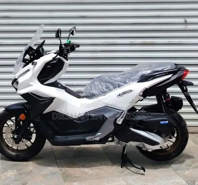 Honda ADV 160 Roadsync 2026