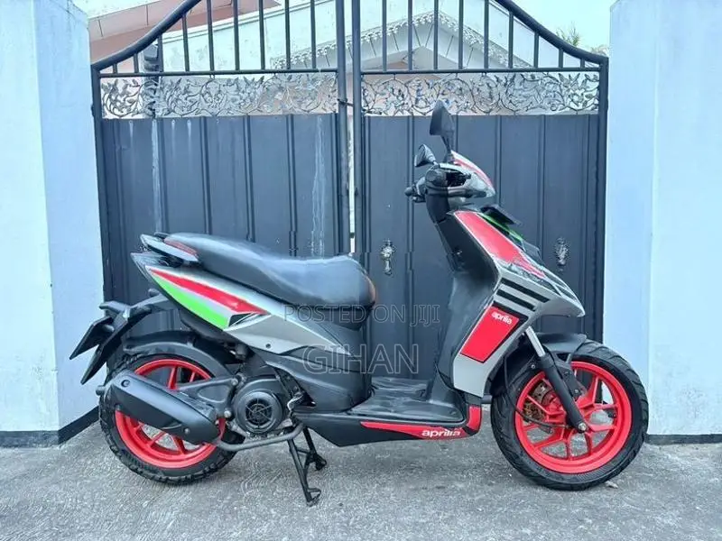 Aprilia SR 150 Race 2017