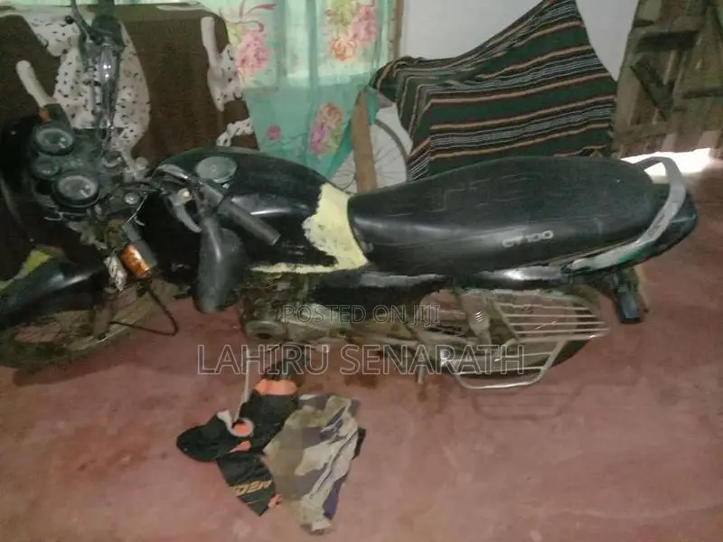 Bajaj Caliber 115 2003