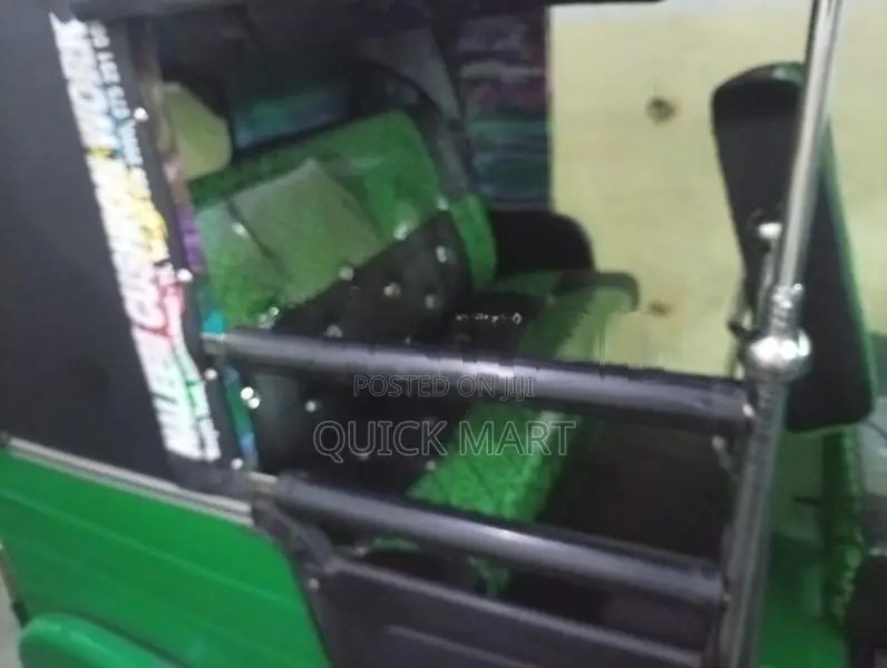 Bajaj RE 2020