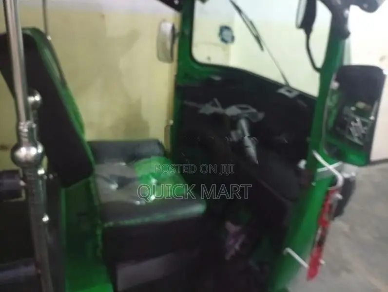 Bajaj RE 2020