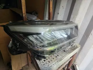 Toyota Raize Head Light