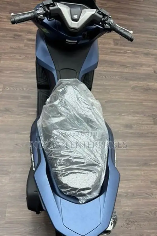 Honda ADV 160 2026
