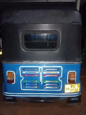 Bajaj RE 2010