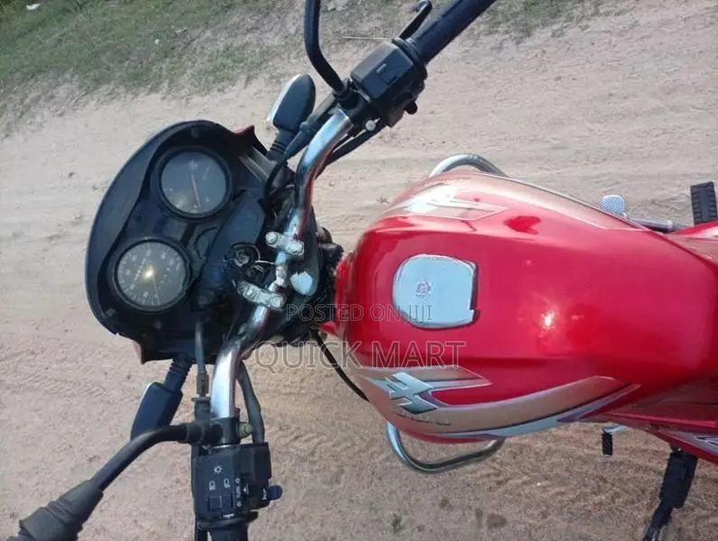 Bajaj Discover 125 2007