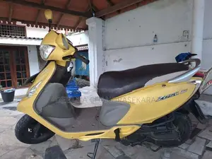 TVS Scooty Zest 2017