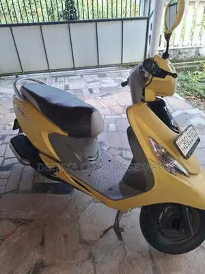 TVS Scooty Zest 2017