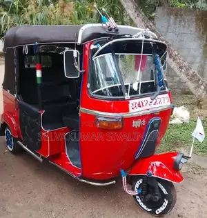 Bajaj RE 2005