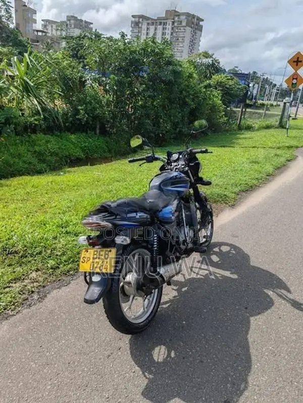 Bajaj Discover 125 2017