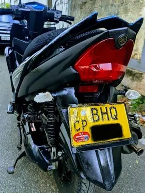 Yamaha R15 2018
