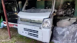 Suzuki Every Da17 Face cut