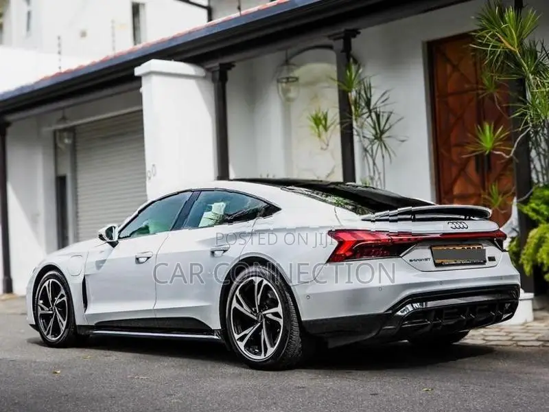 Audi e-tron GT 2024