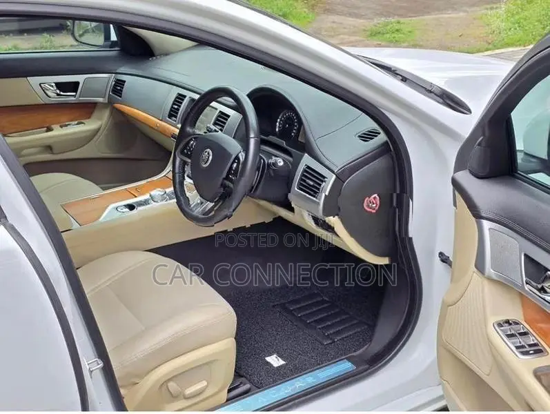 Jaguar XF Diesel 2013