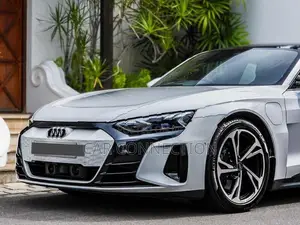 Audi e-tron GT 2024