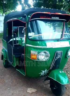 Bajaj RE 4 Strock Three weel 2010