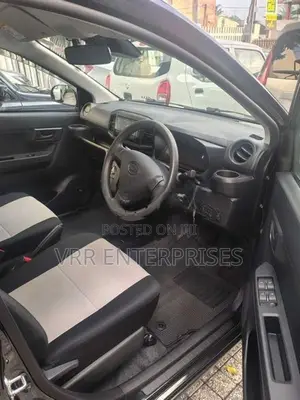 Daihatsu Mira 2024