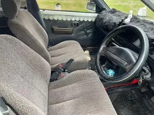 Toyota Corolla DX Wagon CE96 1993