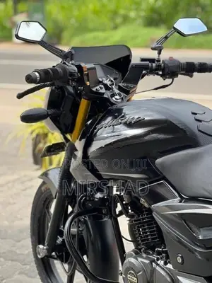 Bajaj Pulsar 150 2017