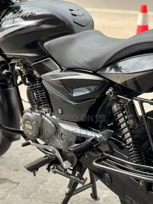 Bajaj Pulsar 150 2017