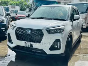 Daihatsu Rocky G premium 2026