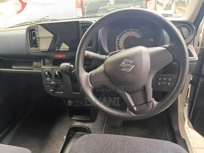 Suzuki Alto 2023