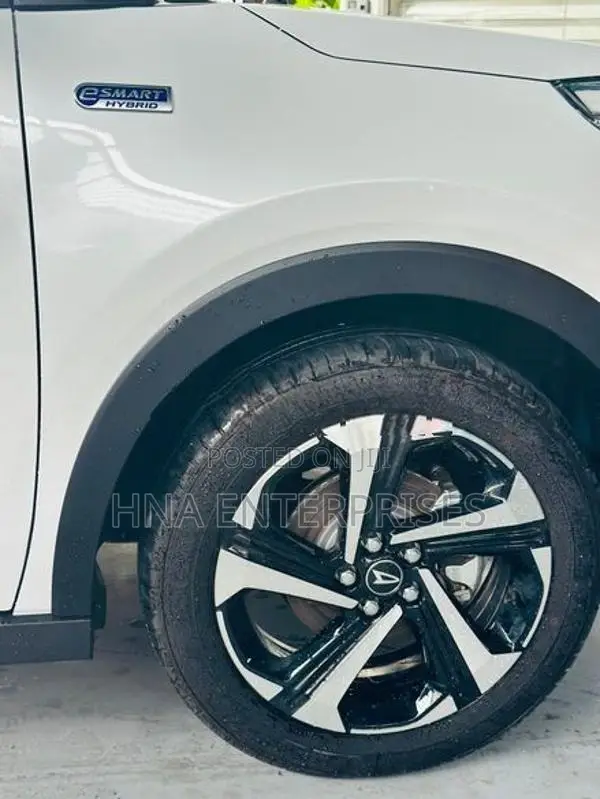 Daihatsu Rocky G premium 2026