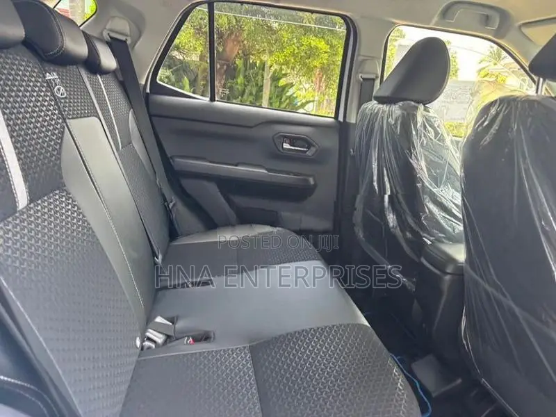 Daihatsu Rocky G Premium Hybrid 2026
