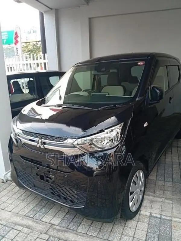 Mitsubishi eK Wagon M 2024