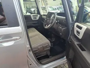 Honda N-Box 2023