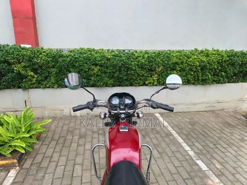 Bajaj Boxer 2004