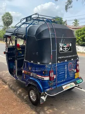 Bajaj RE 2007